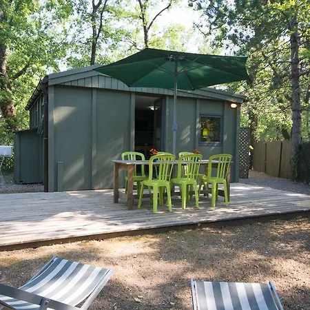 Camping Les Cent Chenes Saint-Jeannet  Exterior photo
