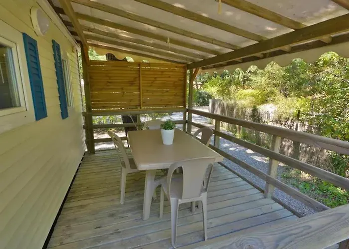 Camping Les Cent Chenes